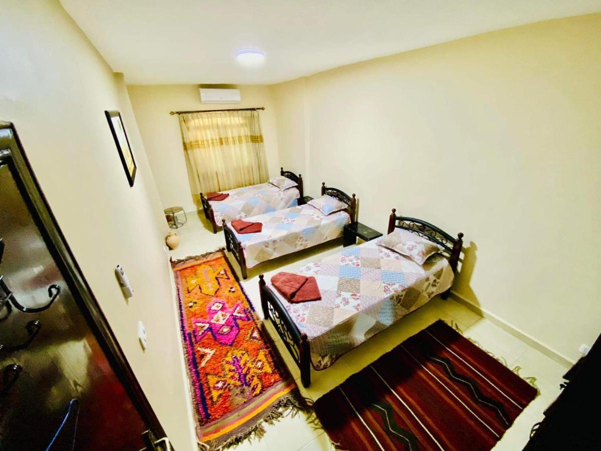 Petra View Flat Hotel Wadi Musa Bagian luar foto
