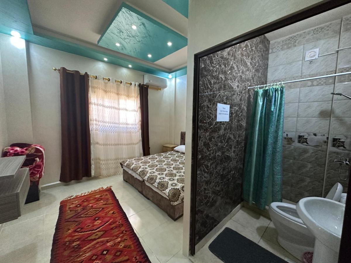 Petra View Flat Hotel Wadi Musa Bagian luar foto